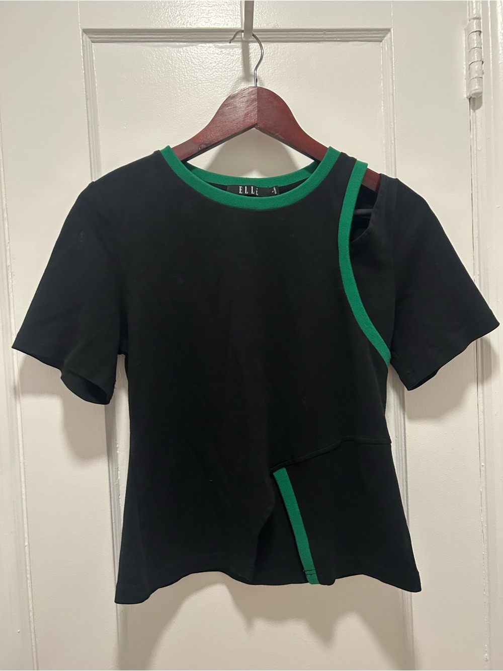 Elle Black Short Sleeve Tee with Green Piping Accent NWOT